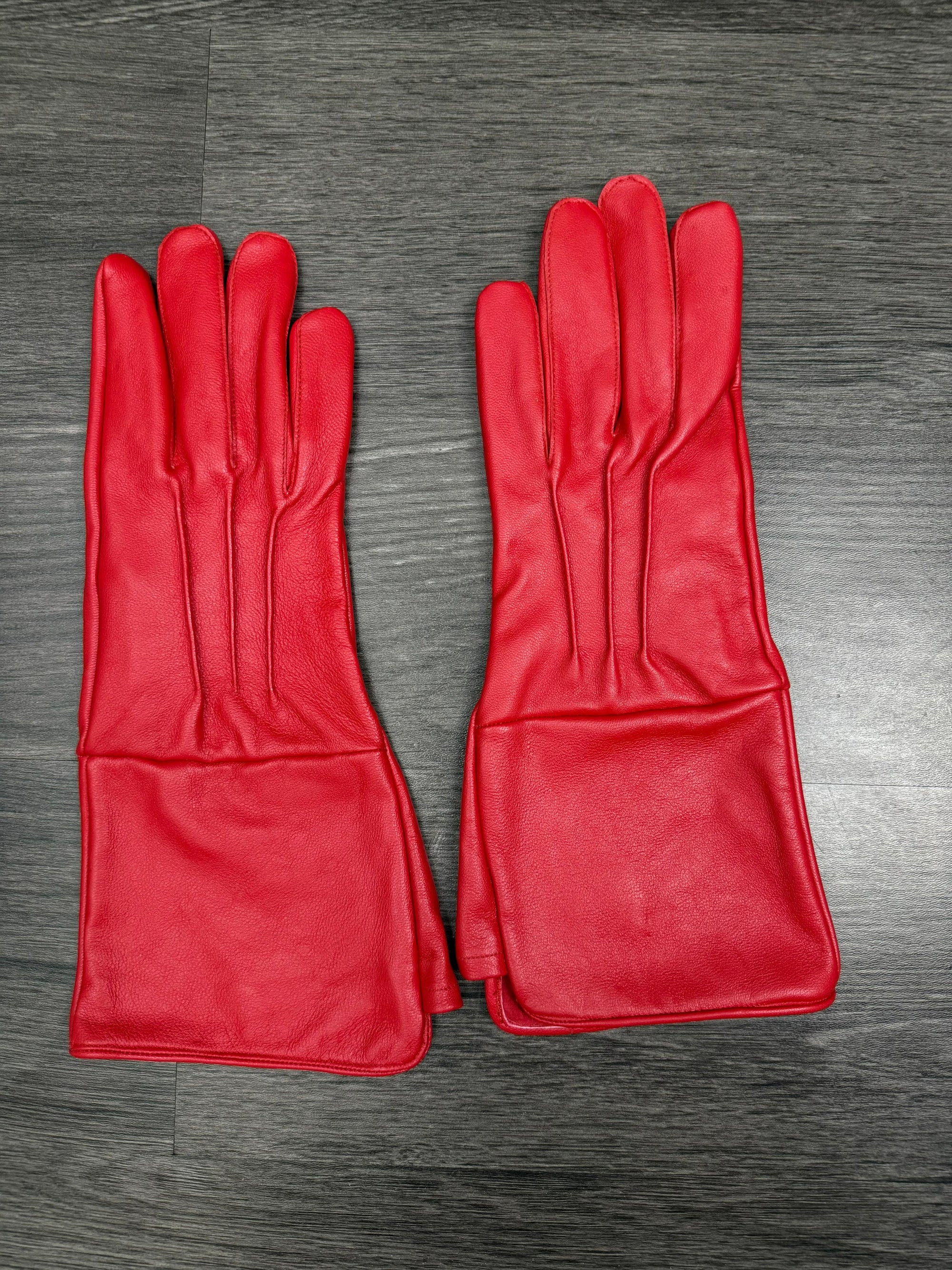 Red Medieval Gloves